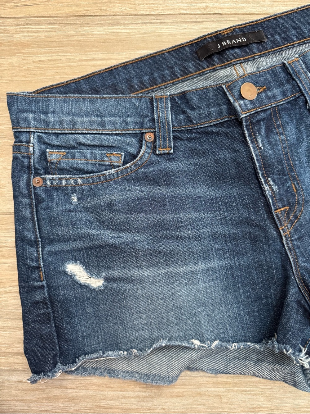 J Brand Cut-Off Short Ringer Size 28 - Picture 6 of 11